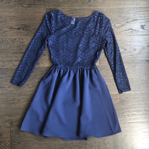 H&M Lace Skater Dress - Picture 4 of 5